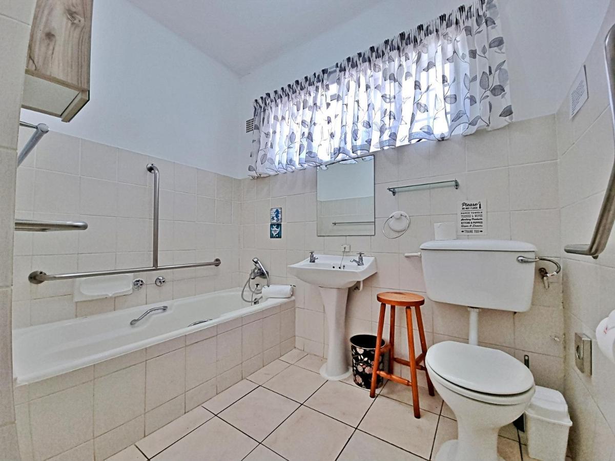 Fairway Holiday Accommodation Hermanus Exterior foto